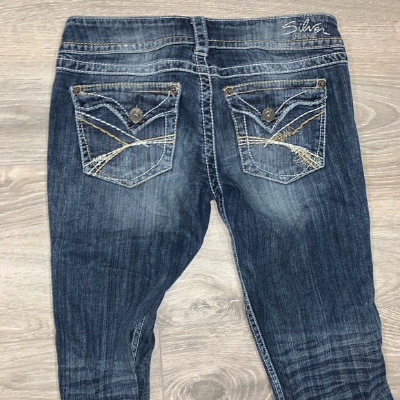 Silver Jeans - Picture 2 of 4